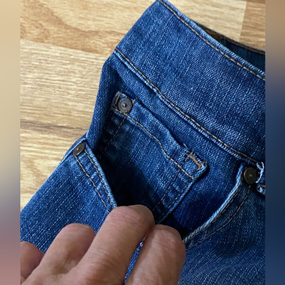 Nine West Dark Blue Jean Shorts Size 12 - Picture 5 of 9